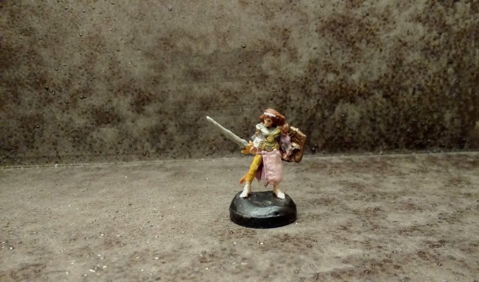 The Aviriel Tellerion Female Elf miniature from Reaper Bones converted to resemble Alisa Landale from the original Phantasy Star