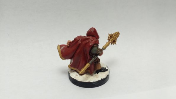 The Klaus Copperthumb Dwarf Rogue miniature from Reaper Bones. Viewed from the back.